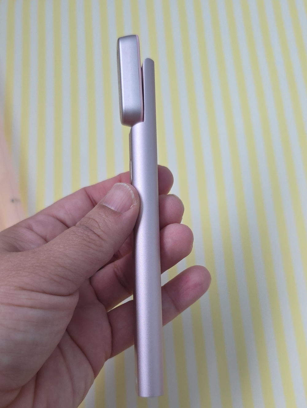 Solawave 4-in-1 Skincare Wand - Picture 6 of 9